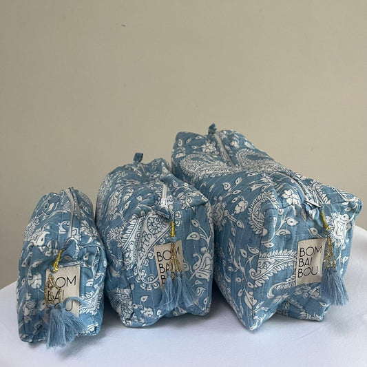 Set de 3 bolsas azul celeste con blanco